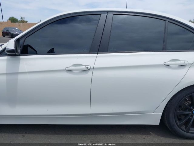 WBA8E1G5XJNU90041 BMW 320i