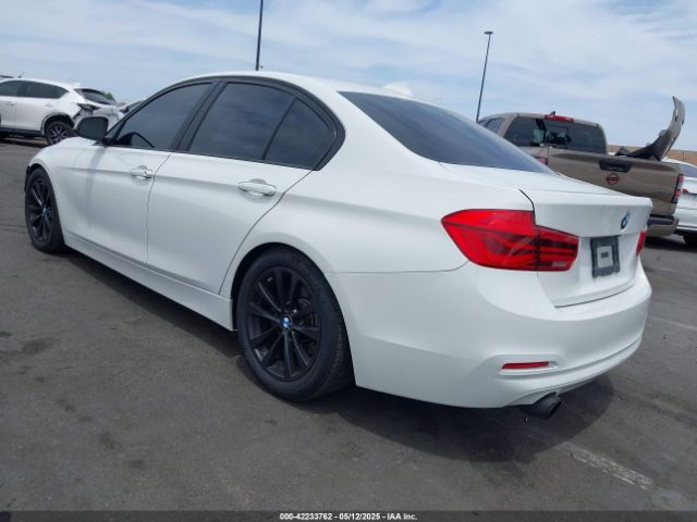 WBA8E1G5XJNU90041 BMW 320i