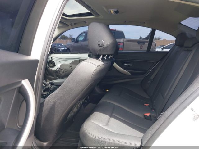 WBA8E1G5XJNU90041 BMW 320i