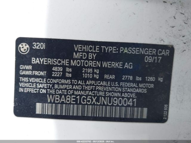 WBA8E1G5XJNU90041 BMW 320i