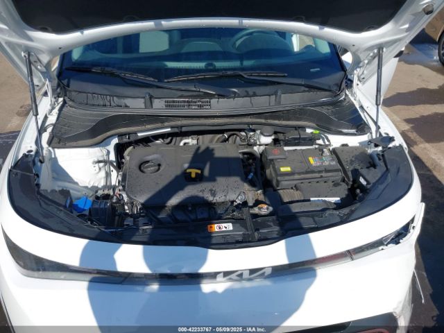 KNDJ23AU7R7227529 KIA SOUL LX