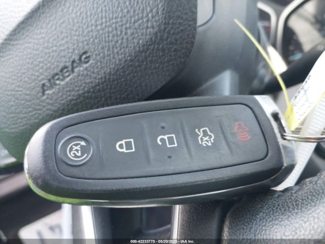 1FADP3J20HL245542 Ford Focus Titanium