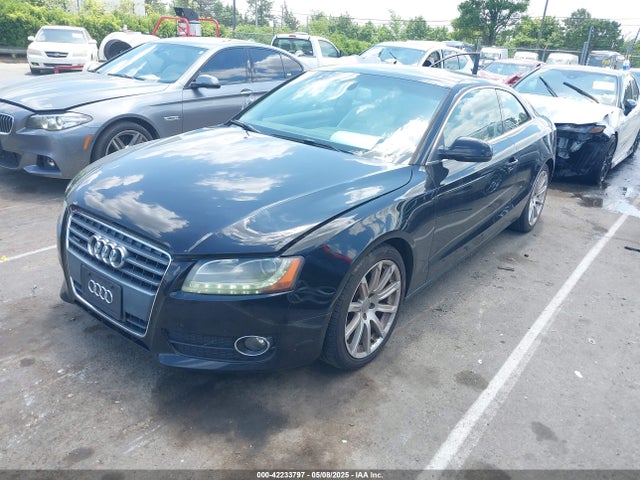 2011 AUDI A5 WAULFAFR0BA069658 Photo 1