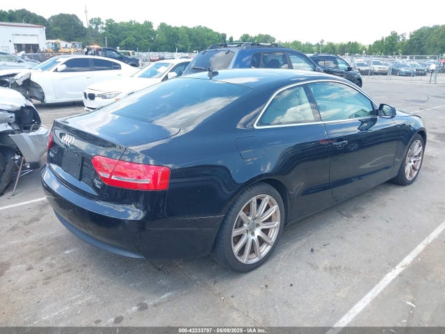 2011 AUDI A5 WAULFAFR0BA069658 Photo 3