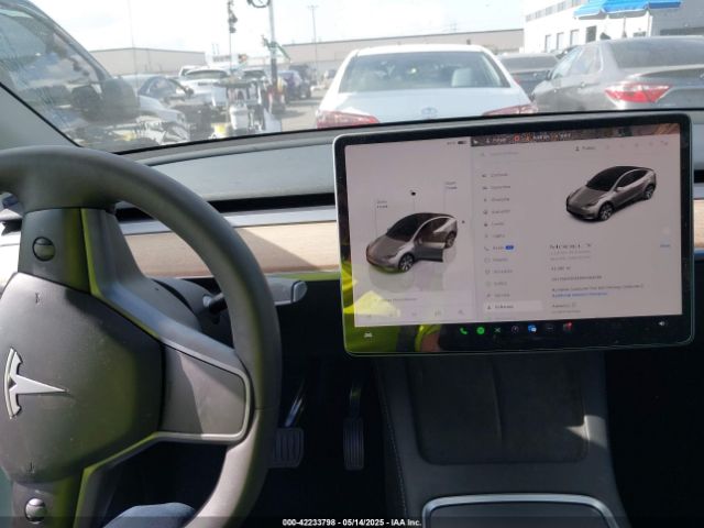 7SAYGDEE5NF504369 Tesla Model Y Long Range Dual Motor All-wheel Drive