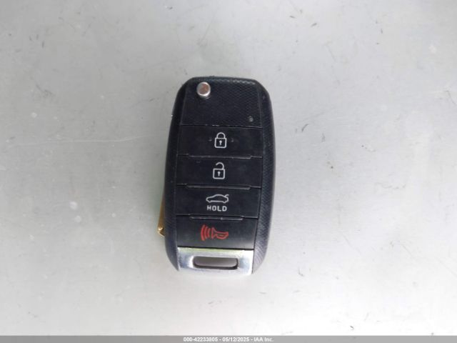 KNADM4A39E6335975 KIA RIO LX