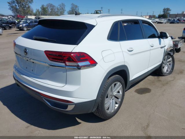2020 VOLKSWAGEN ATLAS CROSS SPORT 1V2YC2CA4LC205011 Photo 3