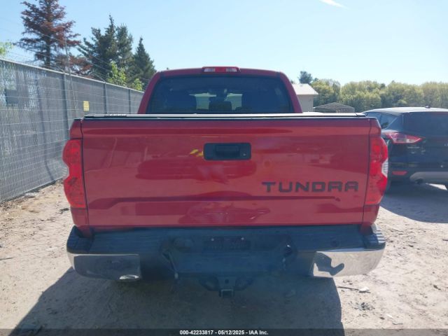 5TFDW5F19JX749093 Toyota Tundra Sr5 5.7l V8