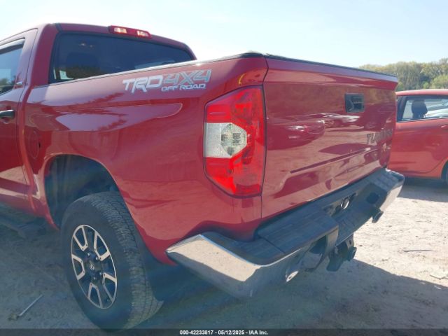 5TFDW5F19JX749093 Toyota Tundra Sr5 5.7l V8