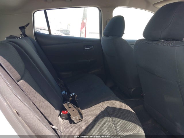 1N4BZ0CP4HC303676 Nissan LEAF S