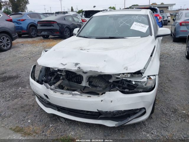 WBA8E1G53HNU12923 BMW 320i