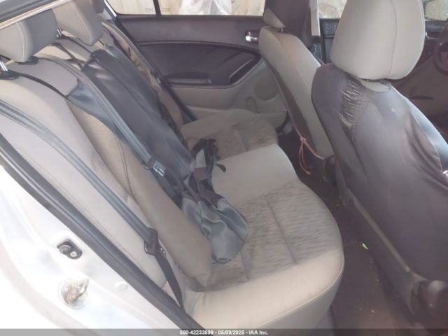 KNAFK4A61E5139611 KIA FORTE LX