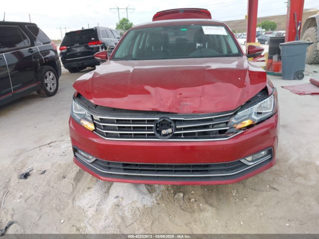 1VWCT7A34GC065171 Volkswagen Passat 1.8t Sel