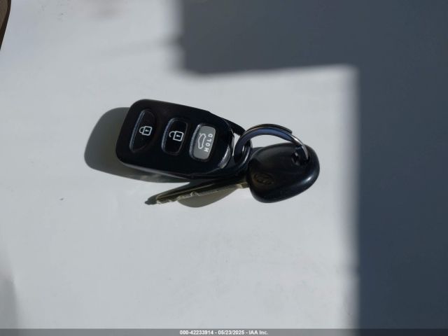 5NPDH4AE4GH708809 Hyundai ELANTRA SE
