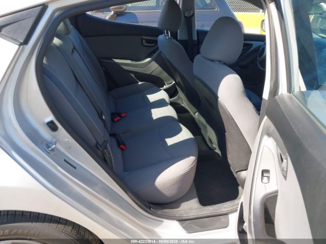 5NPDH4AE4GH708809 Hyundai ELANTRA SE