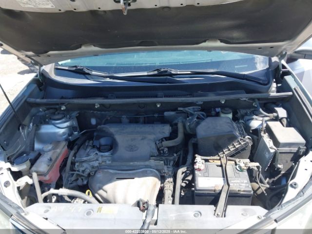 2T3WFREV5EW117187 Toyota Rav4 Xle