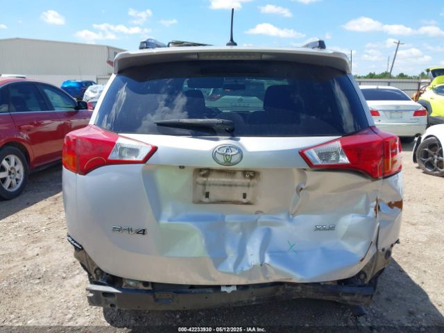 2T3WFREV5EW117187 Toyota Rav4 Xle