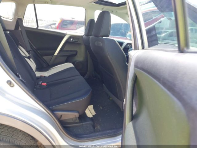 2T3WFREV5EW117187 Toyota Rav4 Xle