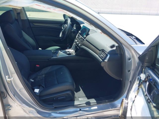 1HGCV2F99KA002506 Honda Accord Touring 2.0t