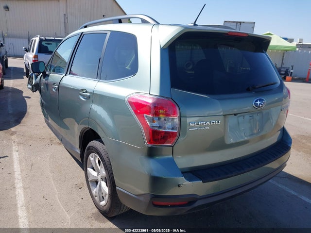 Subaru Forester 2.5i Limited 2015 JF2SJARC9FH593443 Image 3