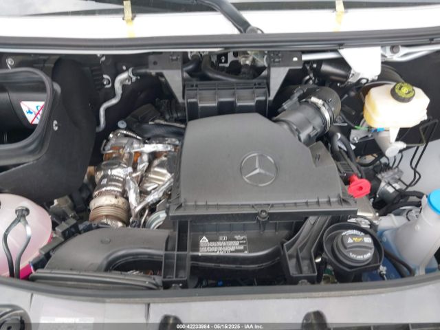 W1Z4KFHY4SP812671 Mercedes-Benz Sprinter 2500 Standard Roof 4-cyl Diesel