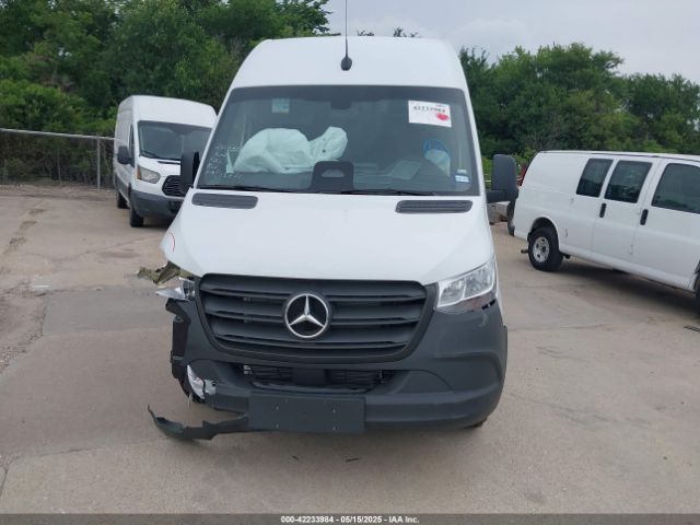 W1Z4KFHY4SP812671 Mercedes-Benz Sprinter 2500 Standard Roof 4-cyl Diesel
