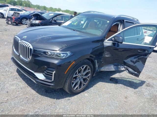 2021 BMW X7 5UXCW2C06M9H47267 Photo 1