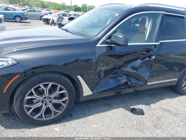 2021 BMW X7 5UXCW2C06M9H47267 Photo 5