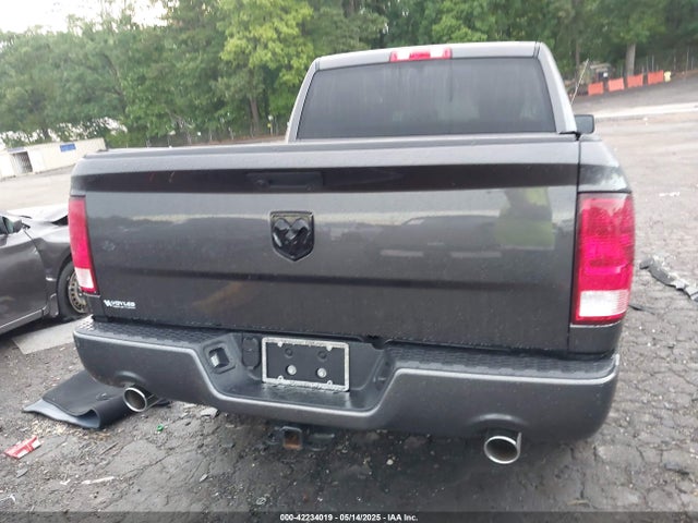 RAM 1500 Classic Express  4x2 5'7 Box 2021 3C6RR6KT2MG704541 Image 16