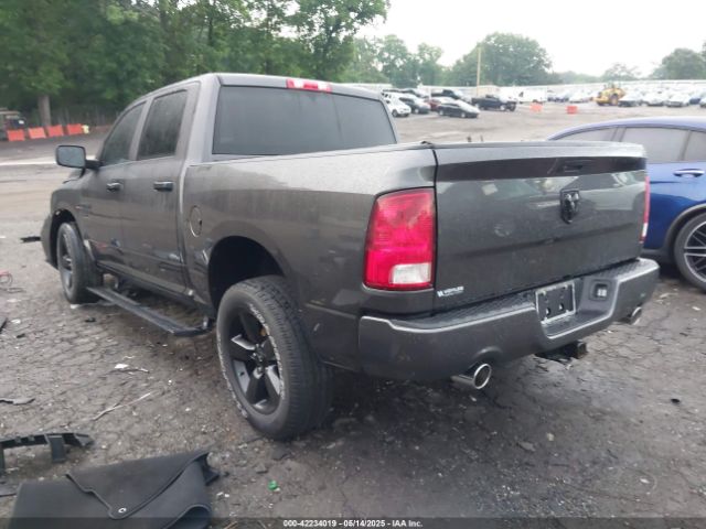 2021 RAM 1500 CLASSIC 3C6RR6KT2MG704541 Photo 2