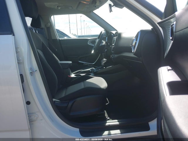 KNDJ23AU8P7861431 KIA SOUL LX