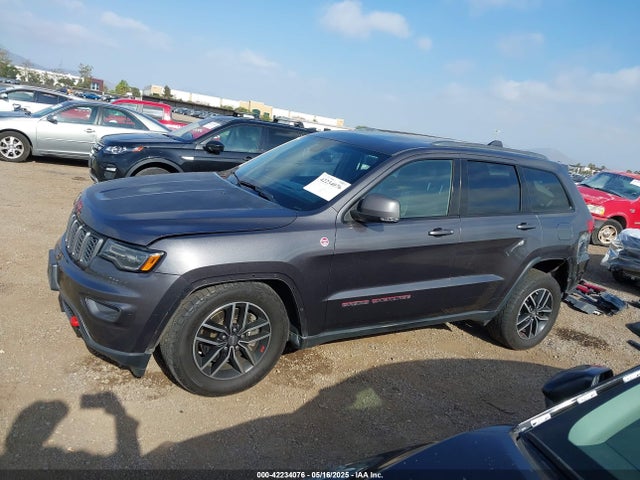 1C4RJFLT8HC803615 Jeep Grand Cherokee Trailhawk 4x4
