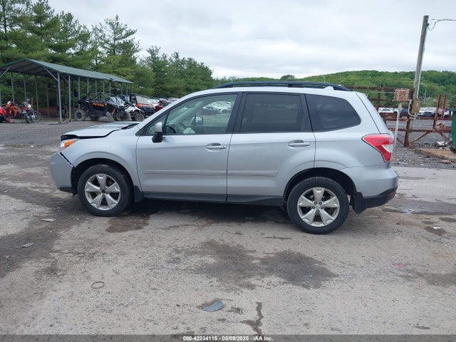 Subaru Forester 2.5i Premium 2016 JF2SJADC6GH463323 Image 14