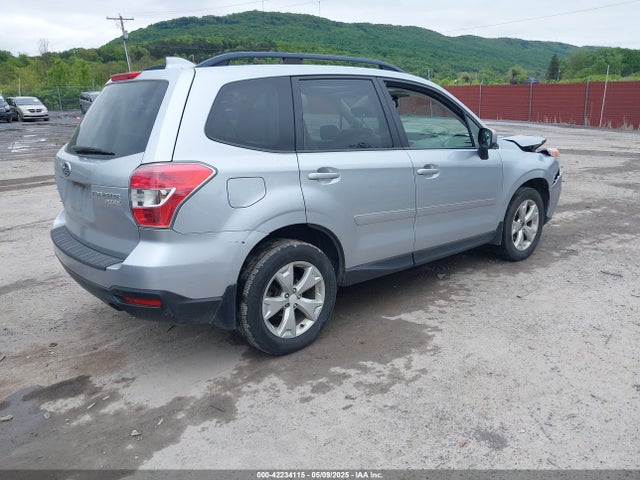 Subaru Forester 2.5i Premium 2016 JF2SJADC6GH463323 Image 4