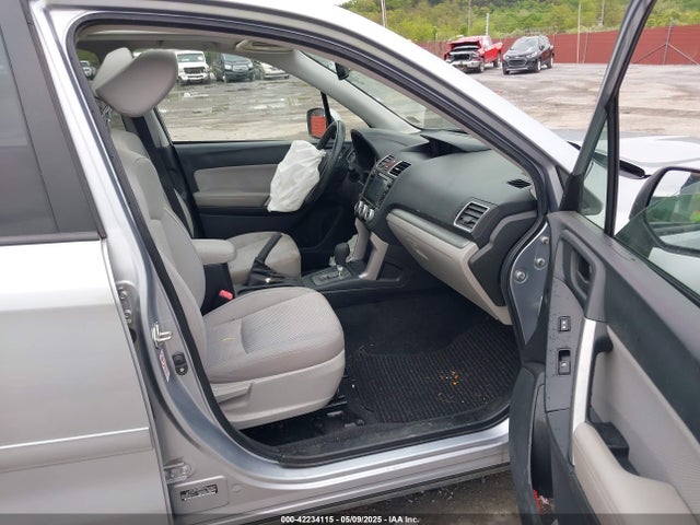 Subaru Forester 2.5i Premium 2016 JF2SJADC6GH463323 Image 5