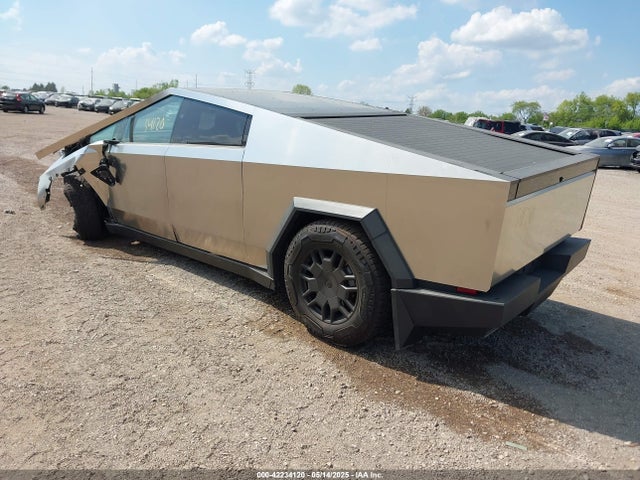 2024 TESLA CYBERTRUCK 7G2CEHEEXRA024834 Photo 2