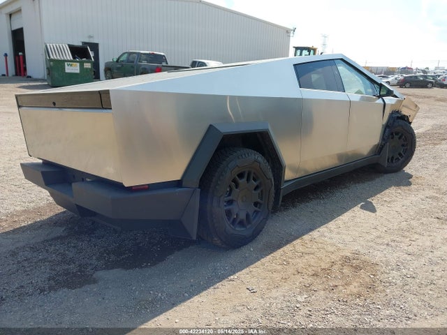 2024 TESLA CYBERTRUCK 7G2CEHEEXRA024834 Photo 3