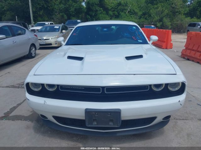 2C3CDZAG9FH849960 Dodge Challenger Sxt