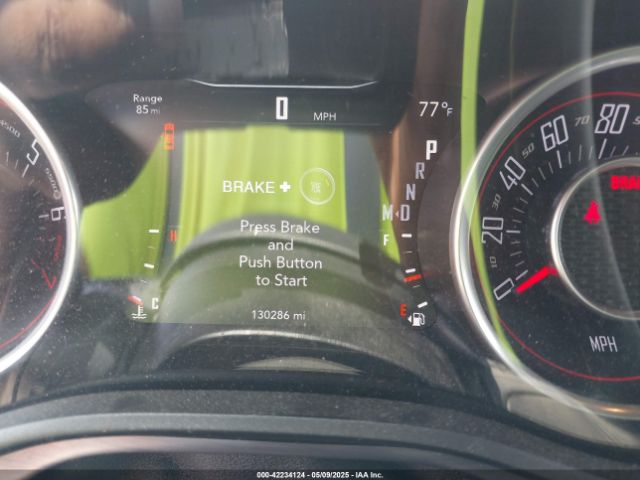 2C3CDZAG9FH849960 Dodge Challenger Sxt