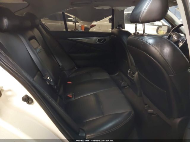 JN1EV7AR7JM445572 Infiniti Q50 3.0t Luxe/3.0t Sport