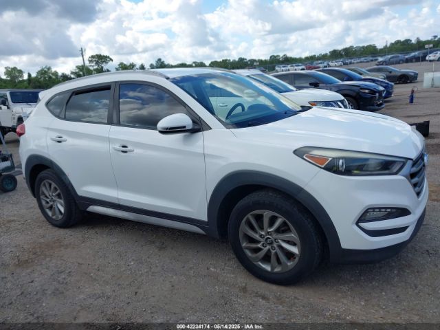 KM8J33A40JU670667 Hyundai TUCSON SEL