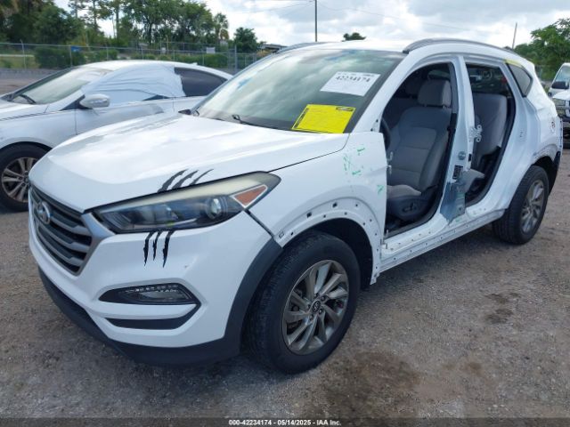 KM8J33A40JU670667 Hyundai TUCSON SEL