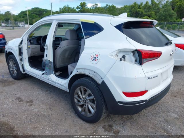 KM8J33A40JU670667 Hyundai TUCSON SEL