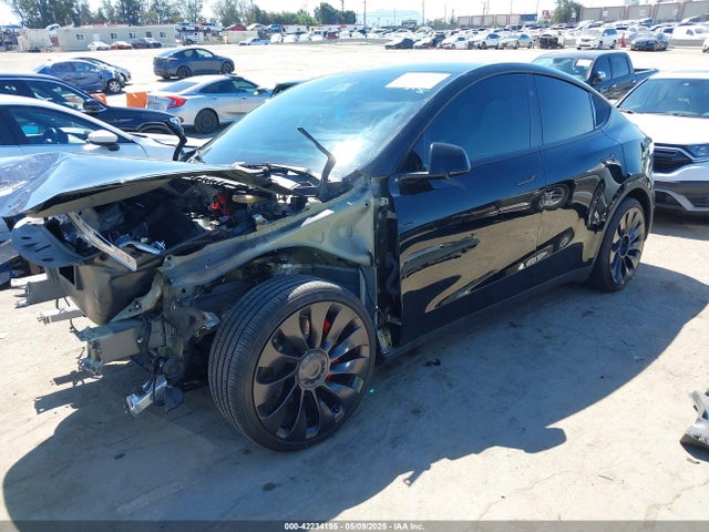 7SAYGDEF1RF049387 Tesla Model Y