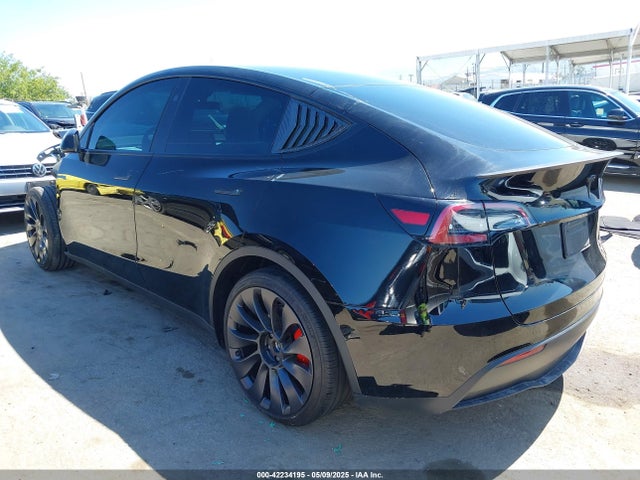 7SAYGDEF1RF049387 Tesla Model Y