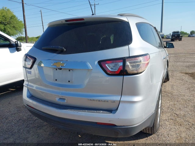 Chevrolet Traverse Ls 2014 1GNKRFED0EJ160952 Image 4