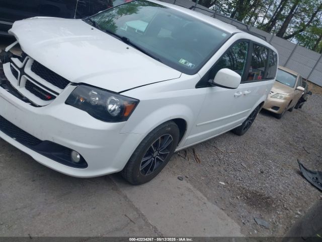 2C4RDGEG3HR586155 Dodge Grand Caravan Gt