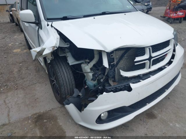 2C4RDGEG3HR586155 Dodge Grand Caravan Gt