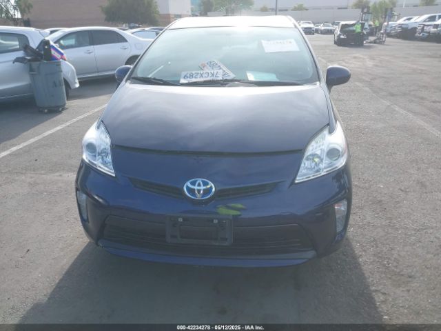 JTDKN3DU2F0436446 Toyota Prius Two
