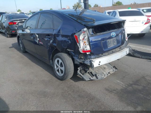 JTDKN3DU2F0436446 Toyota Prius Two